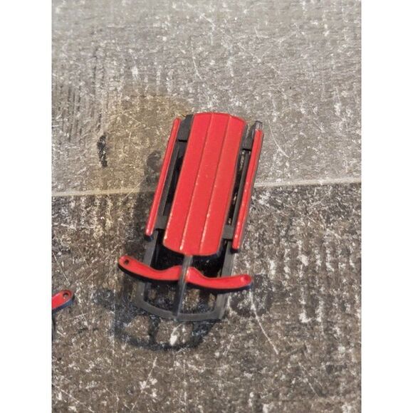 Mini plastic red sled set Village accessory Xmas decor - Picture 2 of 3